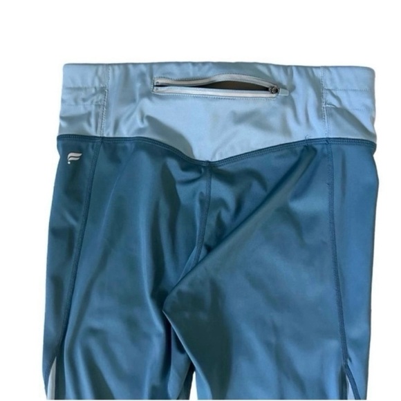 Fabletics Ella Shine Mid-Rise Printed Ultracool Crop Blue Leggings Sz Small - Picture 2 of 8